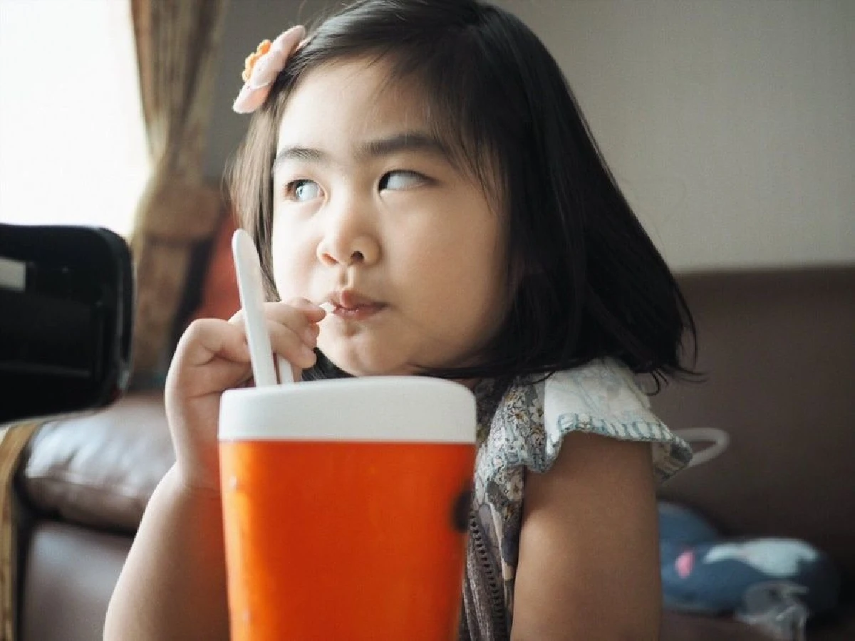 มองแรงหนักมาก! ส่องภาพลูกหลานคนบันเทิงกับสีหน้าเวลาอารมณ์บ่จอย