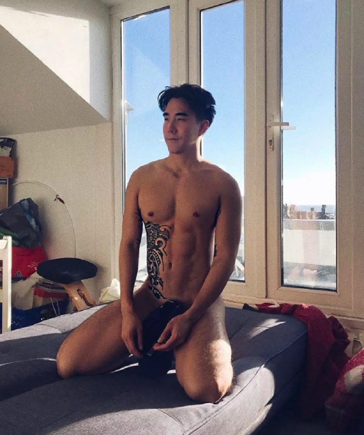 เซ็กซี่จัดเต็ม! "เขื่อน เคโอติก" เผยภาพสุดแซ่บ โชว์หุ่นฟิตแอนด์เฟิร์ม พร้อมซิกแพคชวนมอง