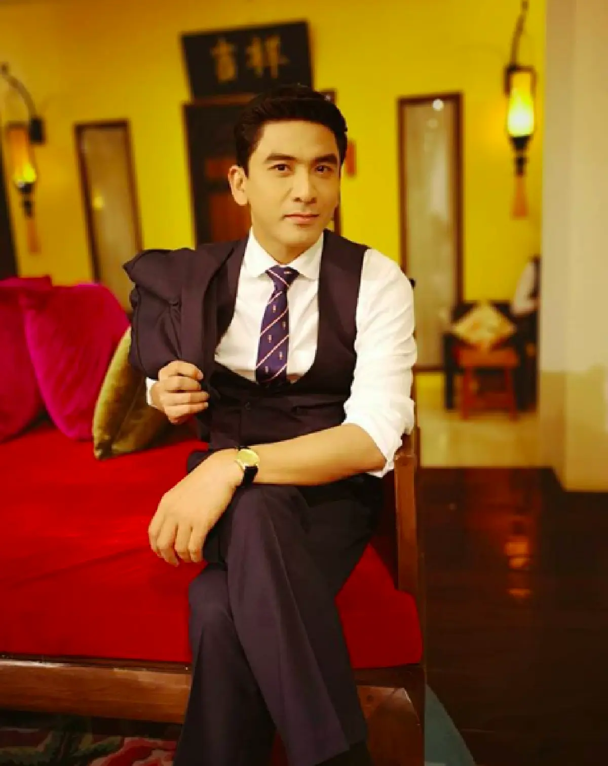 หน้าตาดีทั้งครอบครัว "ป๋อ ณัฐวุฒิ" อวดภาพหลานสาว "น้องทอง" สวยระดับนางเอก