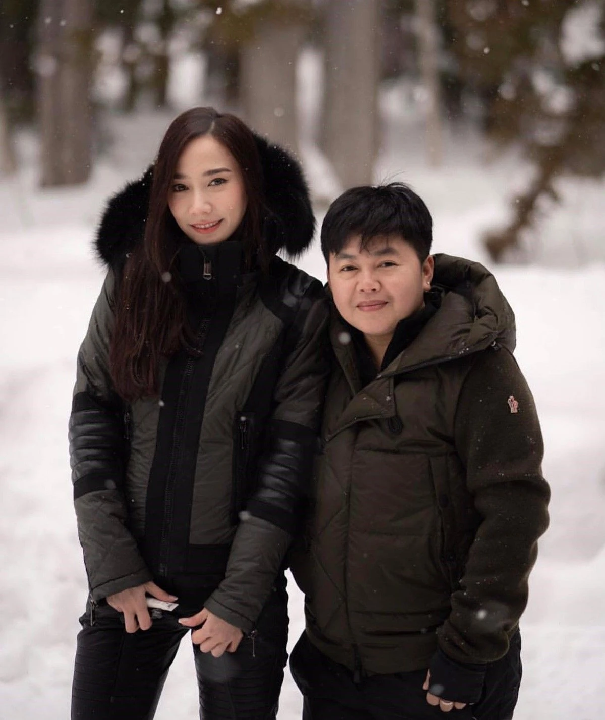 สวยครบจบที่แม่! อั้ม พัชราภา แต่งหน้าเบาๆจัดลุคสวยสดใสไปเล่นสกี