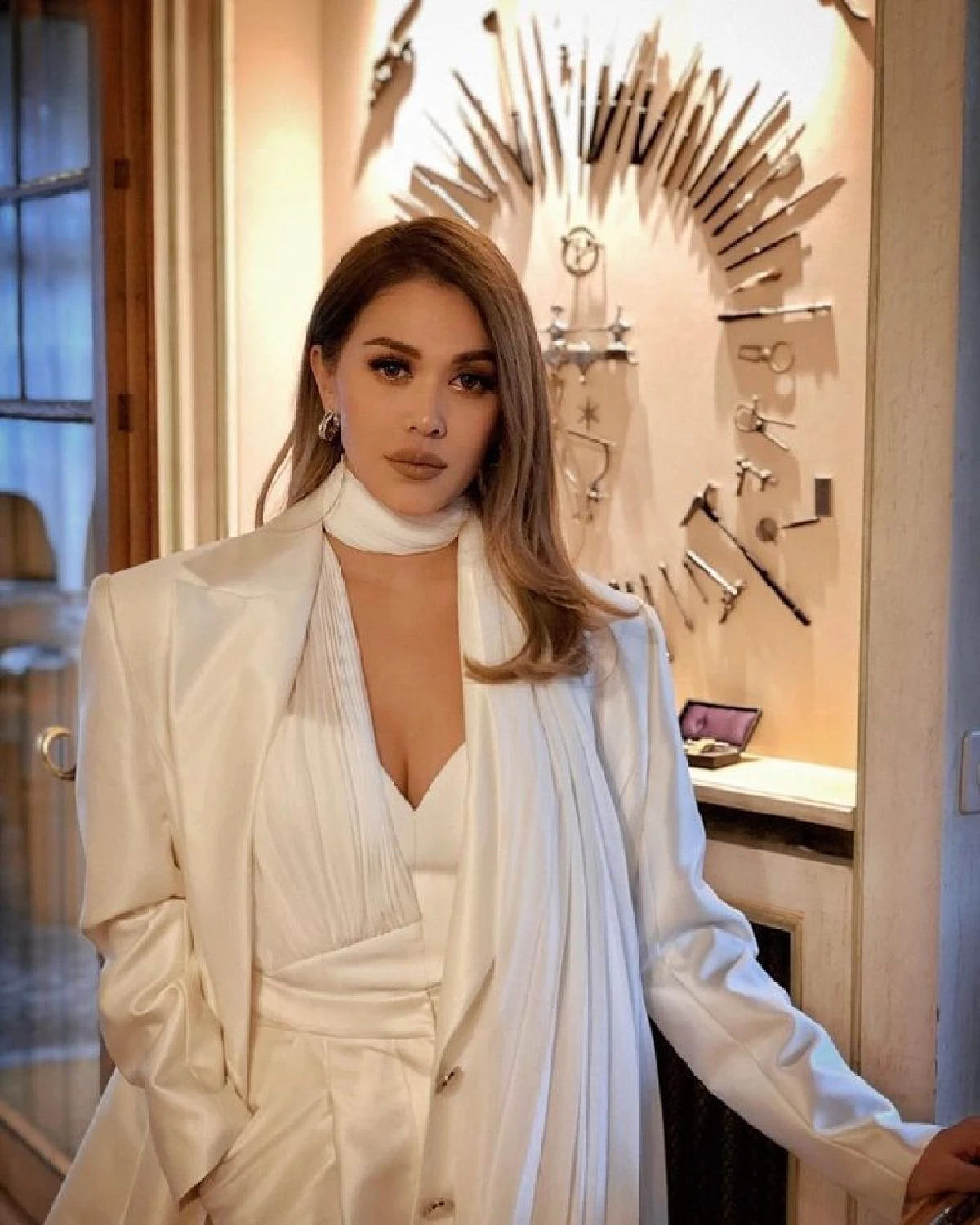 แพร วทานิกา ปรี๊ด! สั่งอาหารแถมแมลงสาบ ผจก.ลั่นไม่รับผิดชอบเรื่องเกิดนอกร้าน