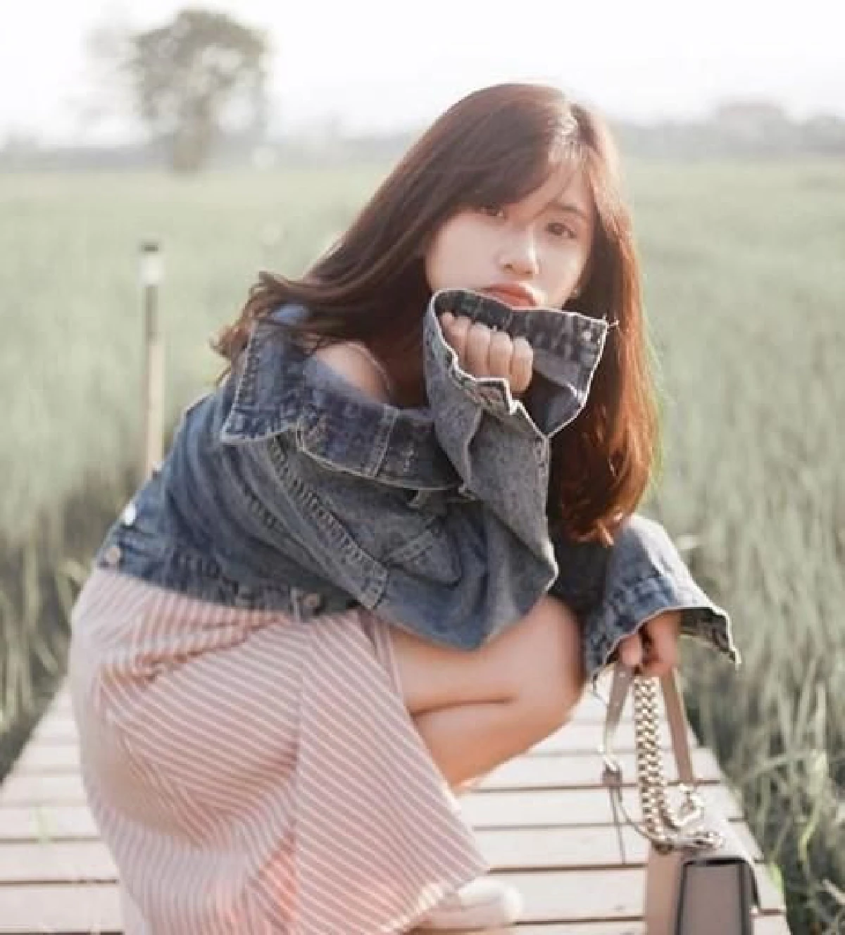 หน้าตาดีทั้งครอบครัว "ป๋อ ณัฐวุฒิ" อวดภาพหลานสาว "น้องทอง" สวยระดับนางเอก