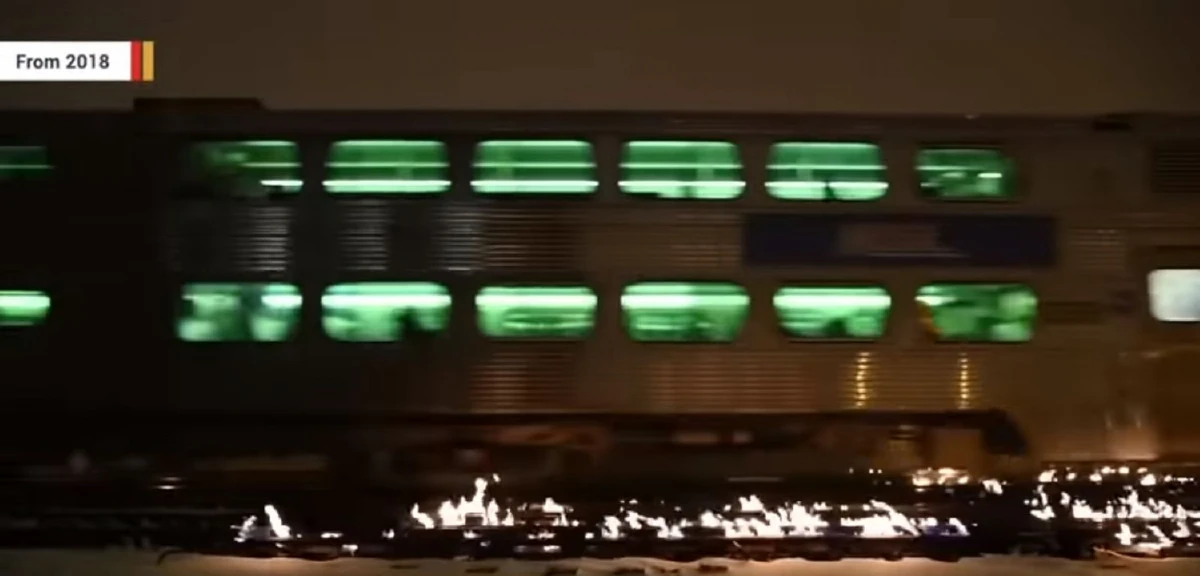 การรถไฟชิคาโกจุดไฟเผาราง ละลายน้ำแข็งโพลาร์ วอร์เท็กซ์
