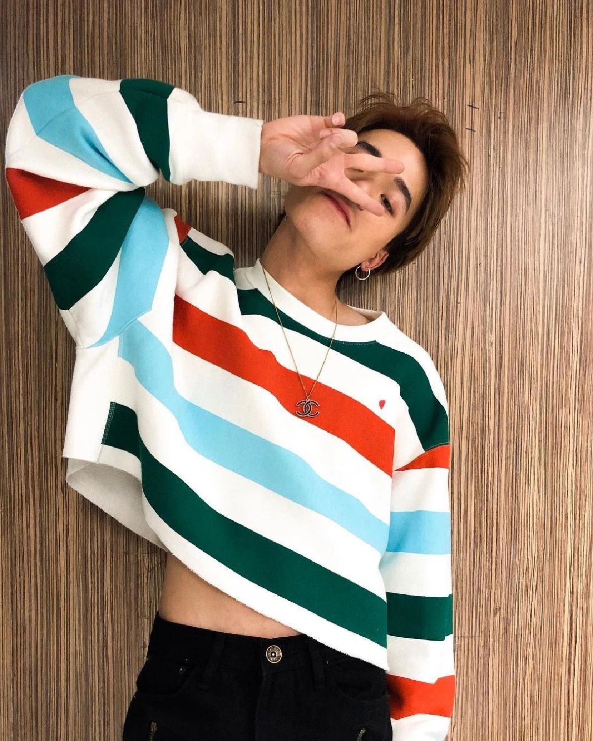 ผู้ชายหวานๆเอว 25! เจมส์ ธีรดนย์ กับแฟชั่นสุดเก๋ไม่สนคนมองเป็นเกย์