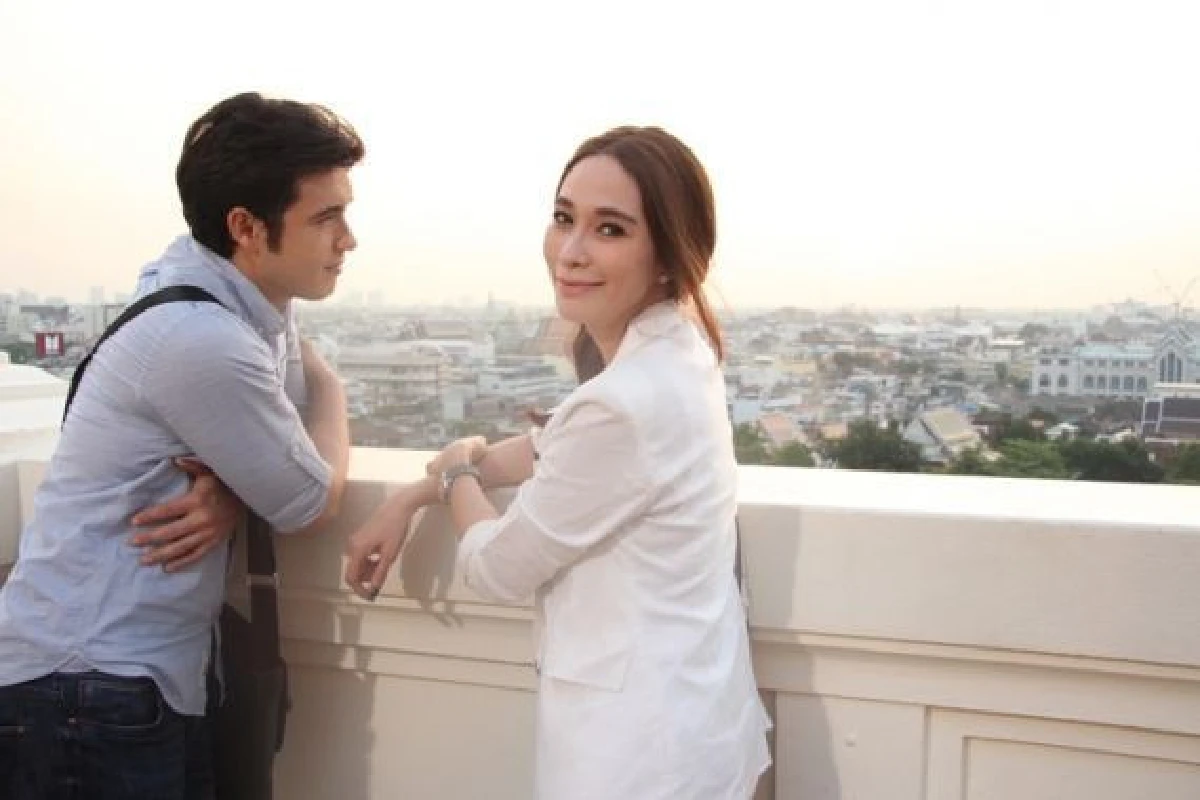 “แอนดริว" เคลื่อนไหวแบบงงๆ! หลังมีข่าวซุ่มคบ “พลอย" มาร่วมปี