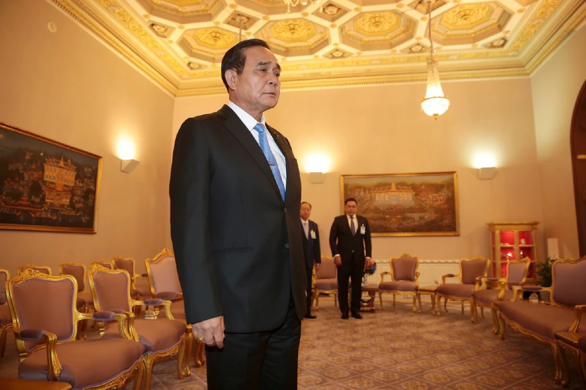 "บิ๊กตู่"รับเทียบเชิญพรรคพปชร.แต่ขอเวลาตัดสินใจ