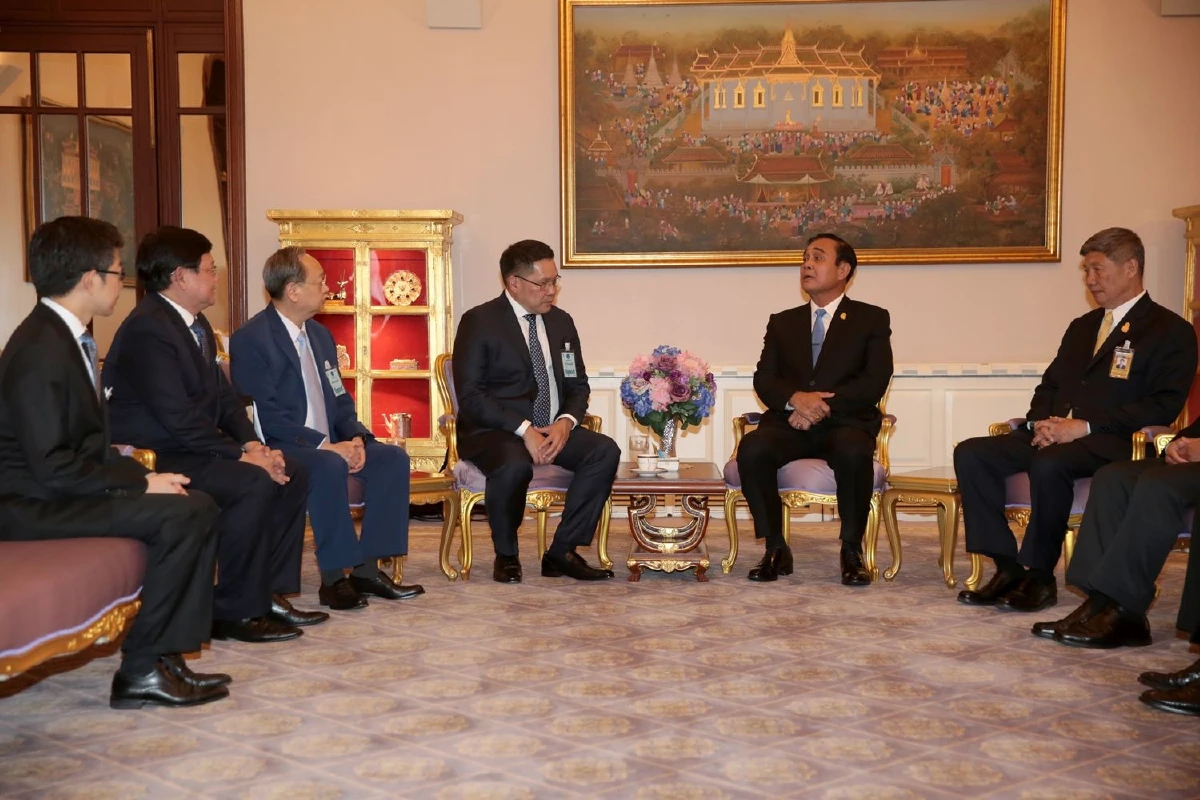 "บิ๊กตู่"รับเทียบเชิญพรรคพปชร.แต่ขอเวลาตัดสินใจ