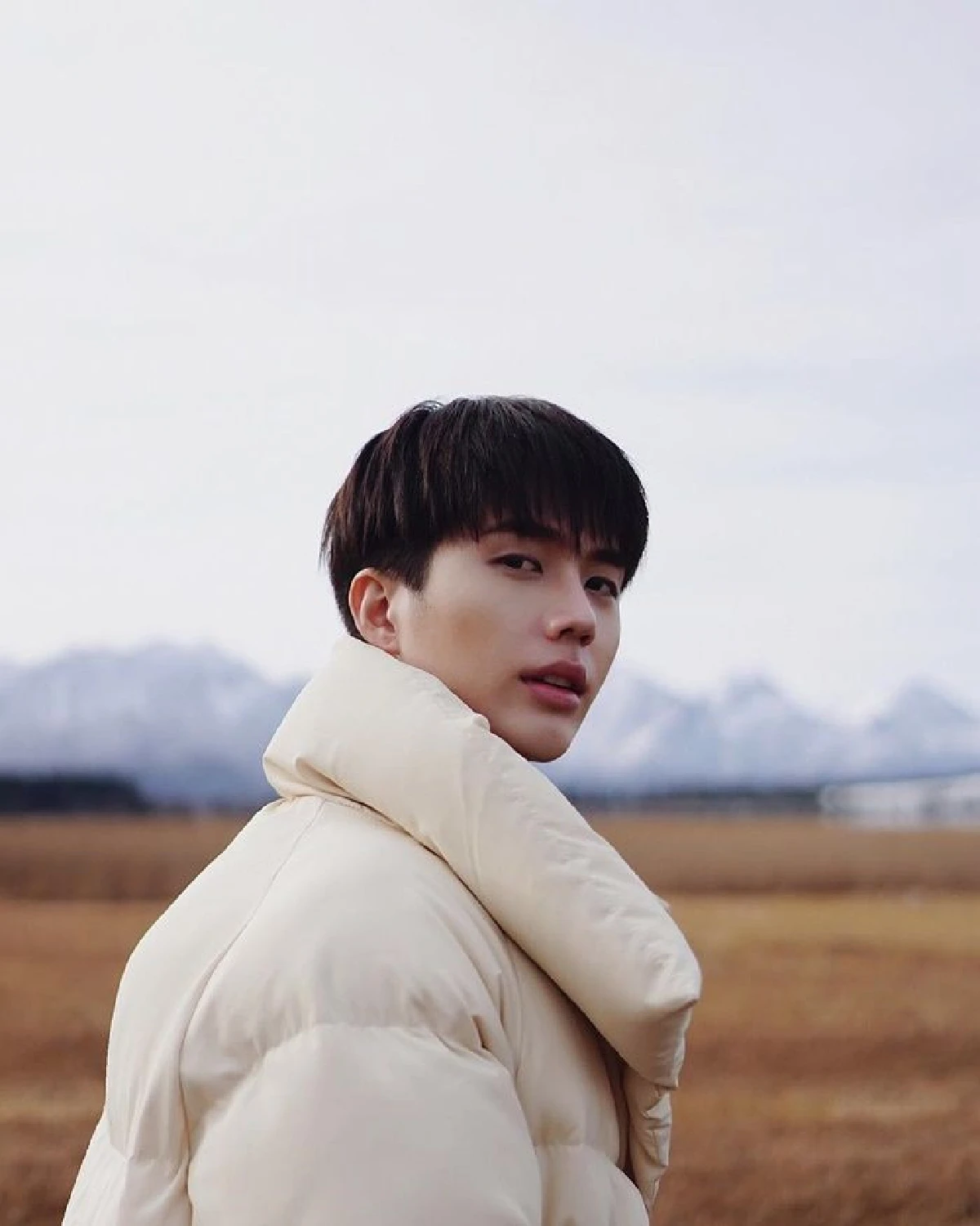 ท่าโฉลงคิ้วบอย! 10 ภาพ อิน สาริน-พ่อเพิ่ม หล่อละมุนจนสาวๆใจละลาย