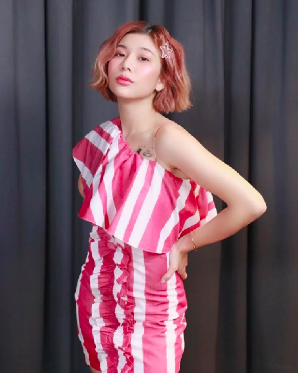 ส่องไอเดียการแต่งตัวแบบแนวๆ ของเหล่าคุณแม่แฟชั่นนิสต้าสุดชิคแห่งยุค