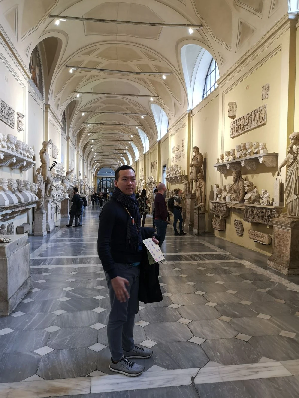 อภิภู พรหมโยธี ปัจจุบันดี อนาคตก็ต้องดี