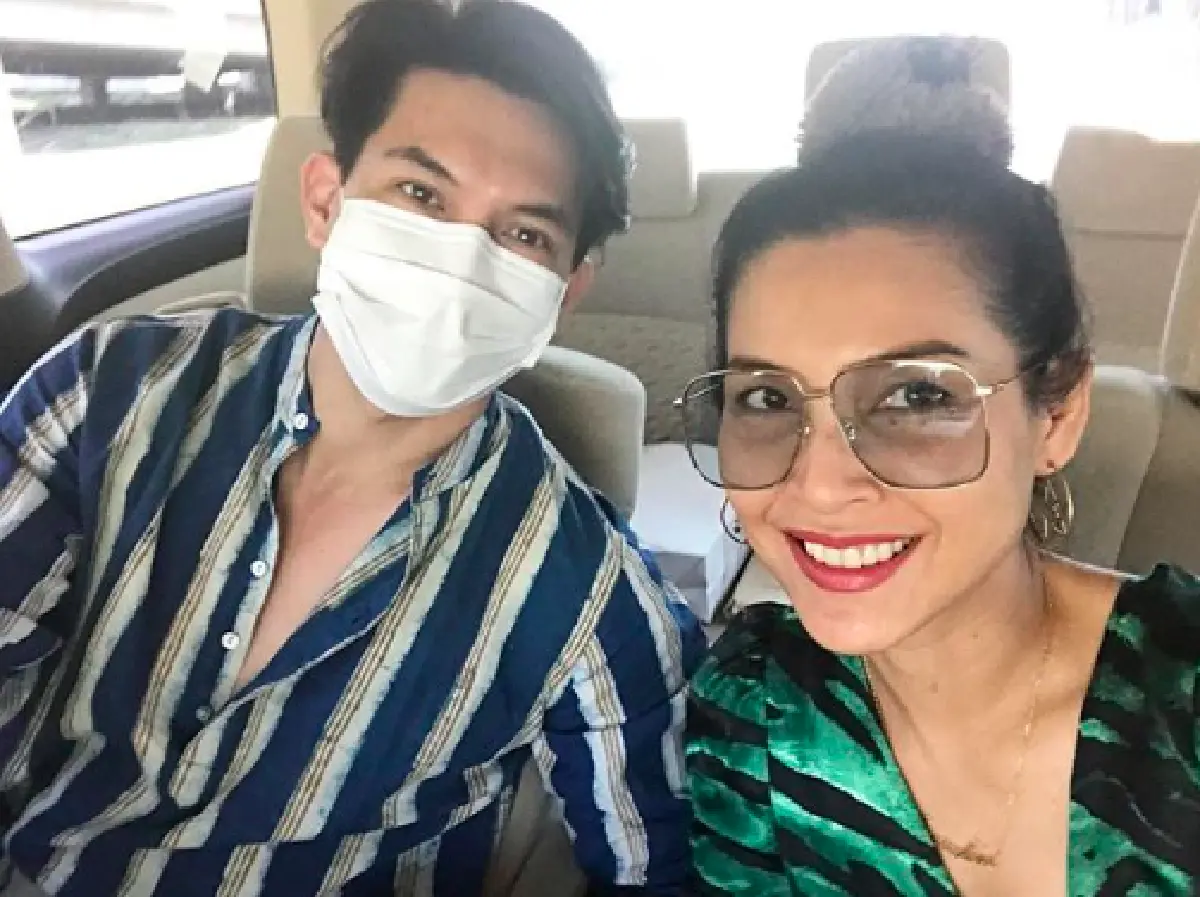 “เคน-หน่อย” พาลูกชาย “น้องคุน-น้องจุน” หนีฝุ่นพิษ PM 2.5 ไปเที่ยวทะเลชุมพร