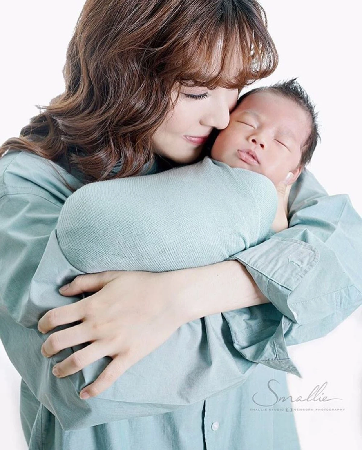 พ่อเชน-แม่เจมส์ พา น้องสเปซ ถ่ายแบบครั้งแรกในธีมอวกาศตามชื่อ