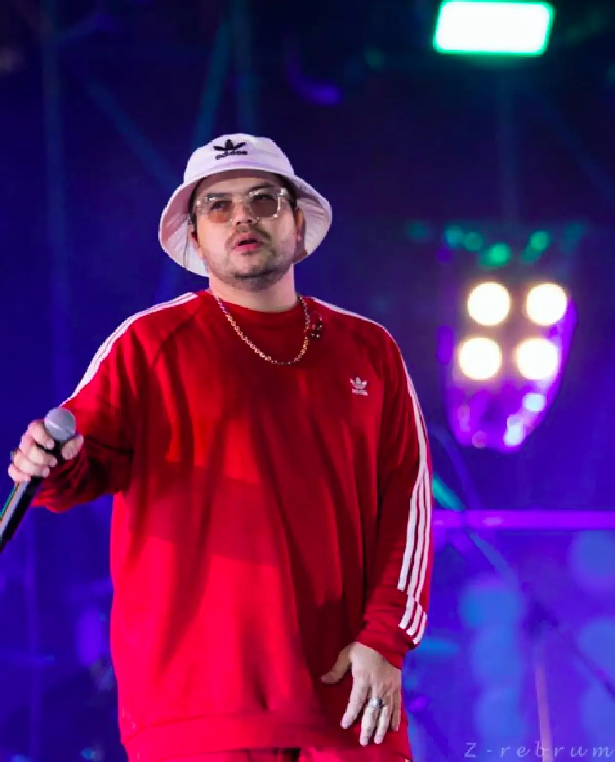 "โอ๊ต ปราโมทย์” เผยตารางงานคิวแน่นทั้งเดือน งานนี้เจอทักระวังโดนสรรพากรตามล่า