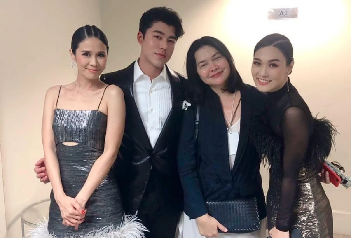 น่าเอ็นดูหนักมาก “นาย นภัทร” ลงภาพวัยเด็กเมื่อ 18 ปีที่แล้ว ขึ้นคอนเสิร์ตกับ “โบ-จอยซ์"