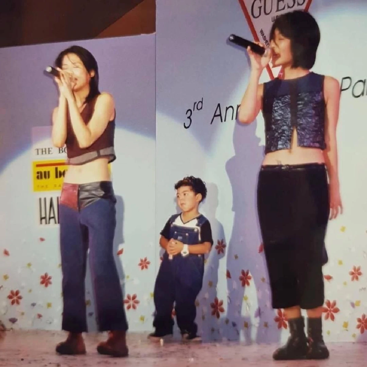 น่าเอ็นดูหนักมาก “นาย นภัทร” ลงภาพวัยเด็กเมื่อ 18 ปีที่แล้ว ขึ้นคอนเสิร์ตกับ “โบ-จอยซ์"