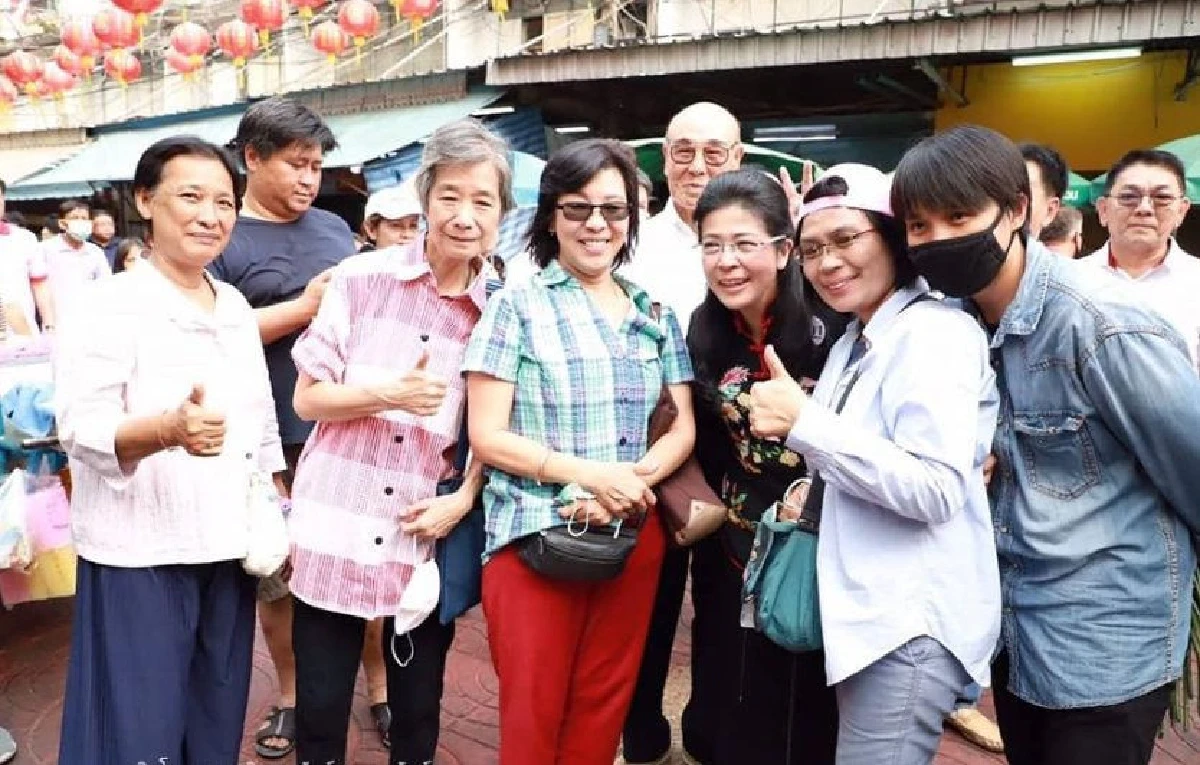 หญิงหน่อยเผยผู้ค้าเยาวราชครวญเศรษฐกิจซบเซา-มองขาดการหนุนจากรัฐ