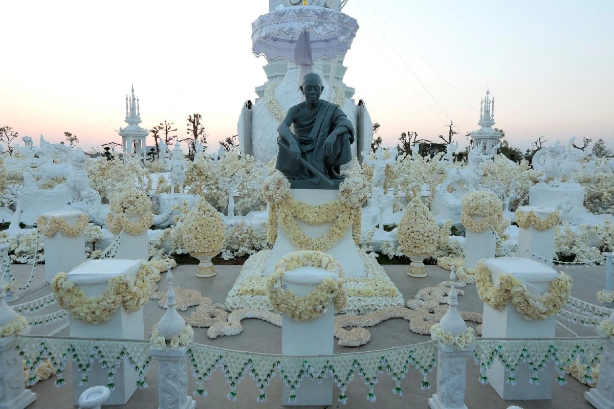 "หลวงพ่อคูณ ปริสุทโธ" ทิ้งไปแค่ธาตุ เหลือไว้แต่ธรรม