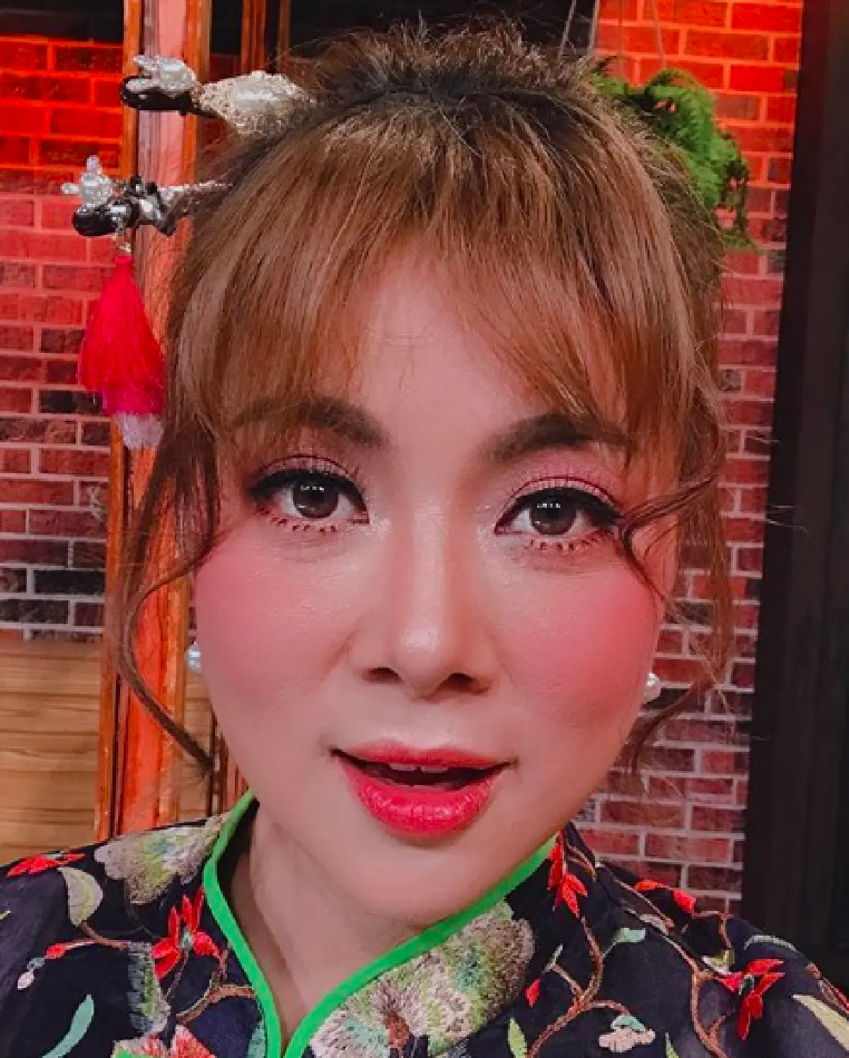 “บุ๋ม ปนัดดา” ฮอตหนักมากผู้ชายตามจีบเพียบ แต่ตอนนี้ขอใช้เวลากับ “น้องอันดามัน" ก่อน