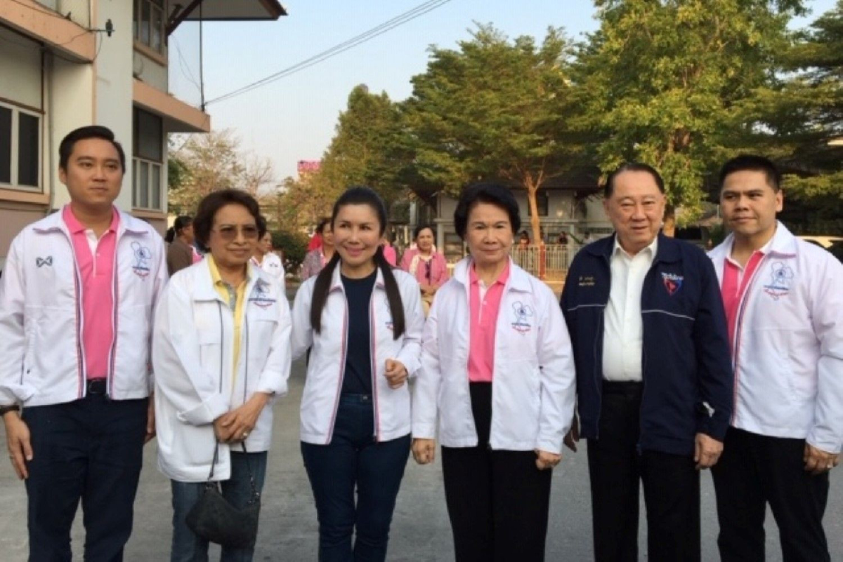 "ชาติไทยพัฒนา" ยกทัพสมัครสส.สุพรรณบุรี "ชาติไทยพัฒนา" ยกทัพสมัครสส.สุพรรณบุรี