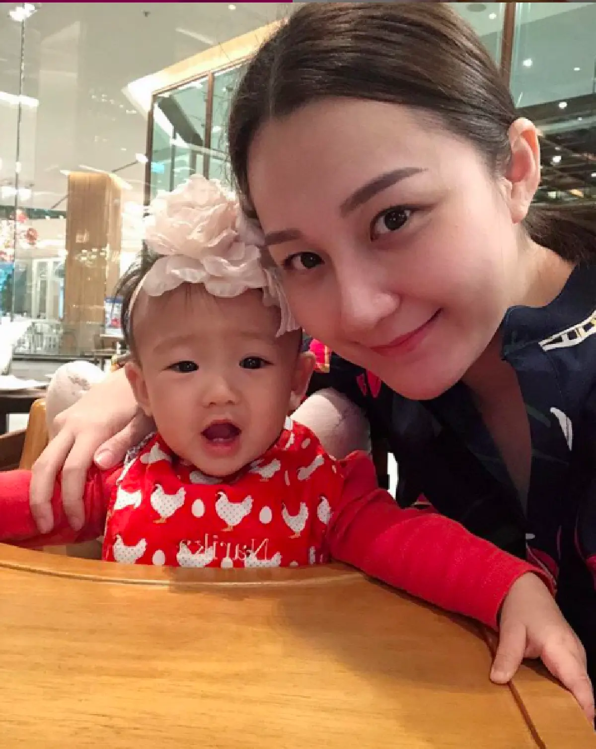 “ตาหม่ำ” มอบสร้อยคอทองคำเส้นโตให้หลานสาว “น้องนาฬิกา” ต้อนรับเทศกาลตรุษจีน