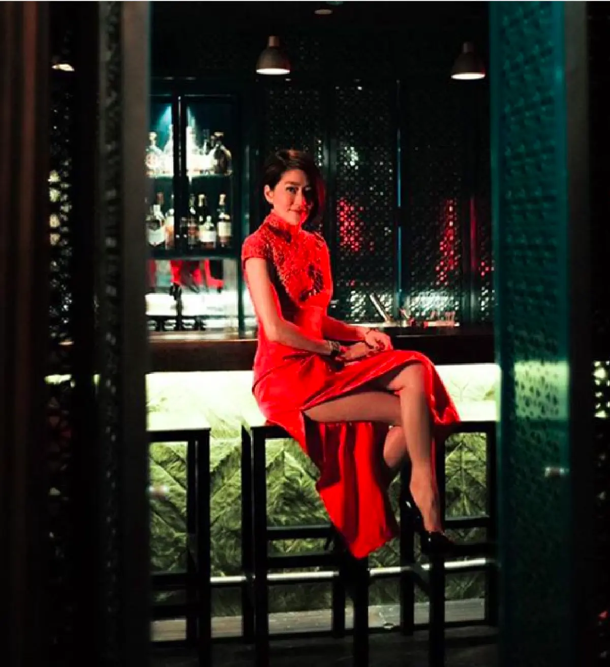 ส่องภาพเหล่าสาวๆ คนบันเทิงใส่ชุดจีน ใส่กี่เพ้าสวยๆ เป๊ะปังต้อนรับปีหมูทอง