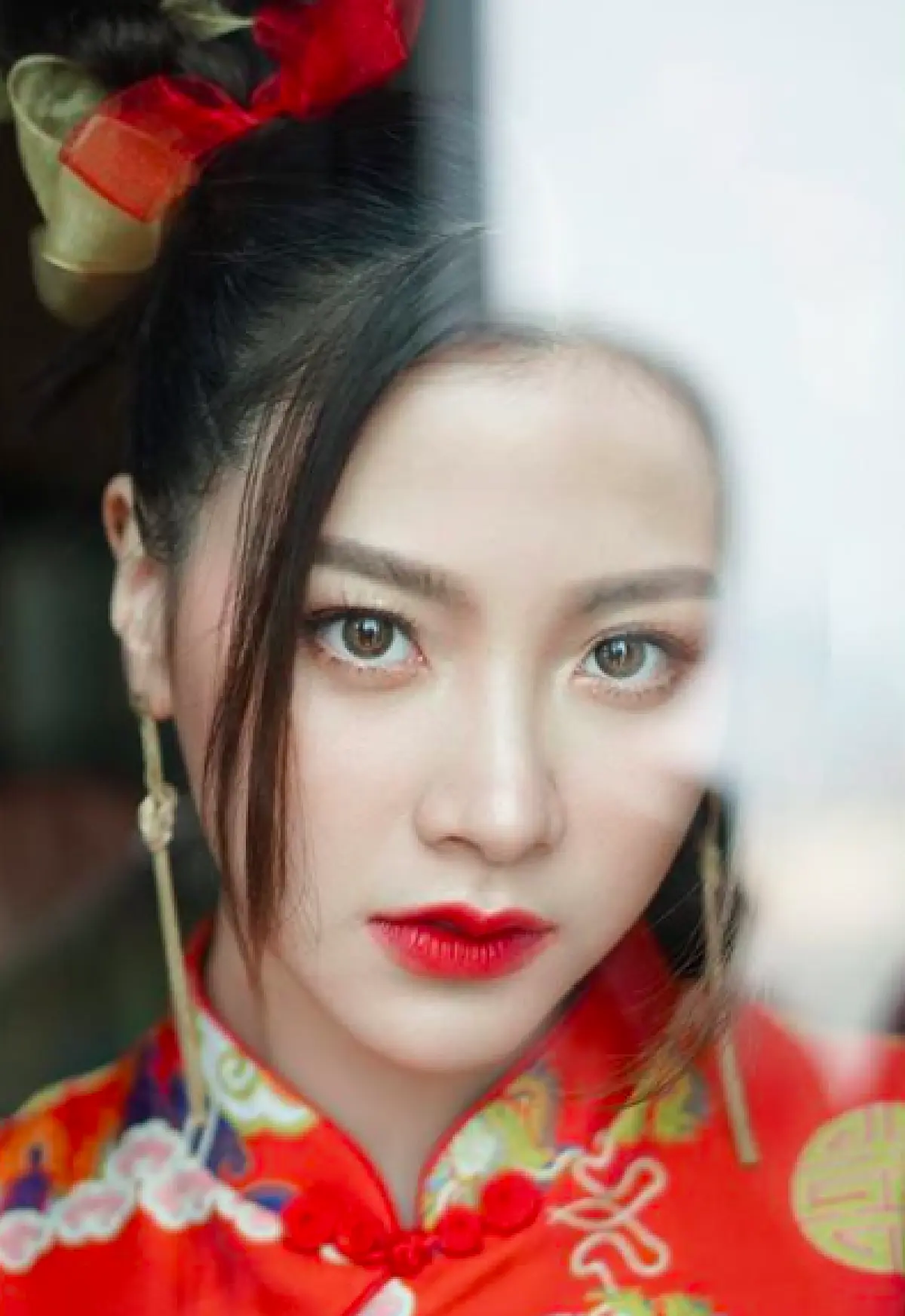 ส่องภาพเหล่าสาวๆ คนบันเทิงใส่ชุดจีน ใส่กี่เพ้าสวยๆ เป๊ะปังต้อนรับปีหมูทอง