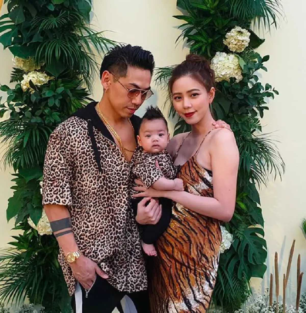 ขอชิมบ้าง “เพชรจ้า” สงสัยทำไมลูกชาย “น้องไทก้า” ถึงกินนมแม่เก่ง เลยขอพิสูจน์ให้รู้