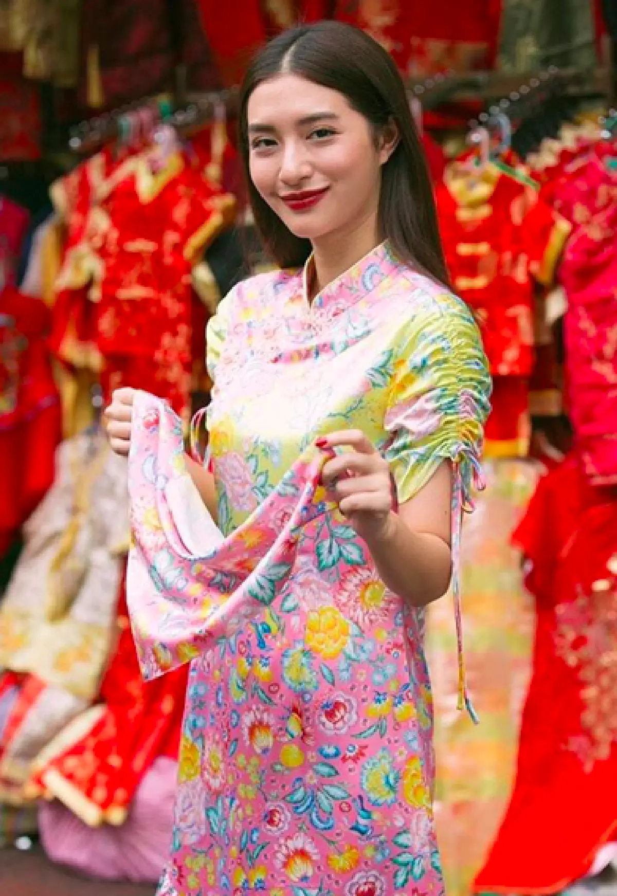 เมื่อเหล่านางเอกคนดัง...บังเอิญใส่ชุดจีนเหมือนกันเป๊ะ บอกเลยสวยทุกคน