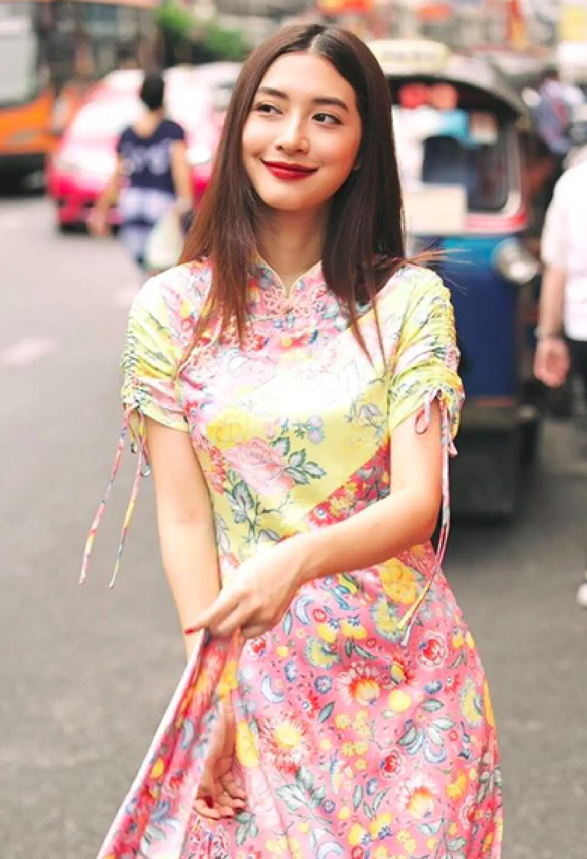 เมื่อเหล่านางเอกคนดัง...บังเอิญใส่ชุดจีนเหมือนกันเป๊ะ บอกเลยสวยทุกคน