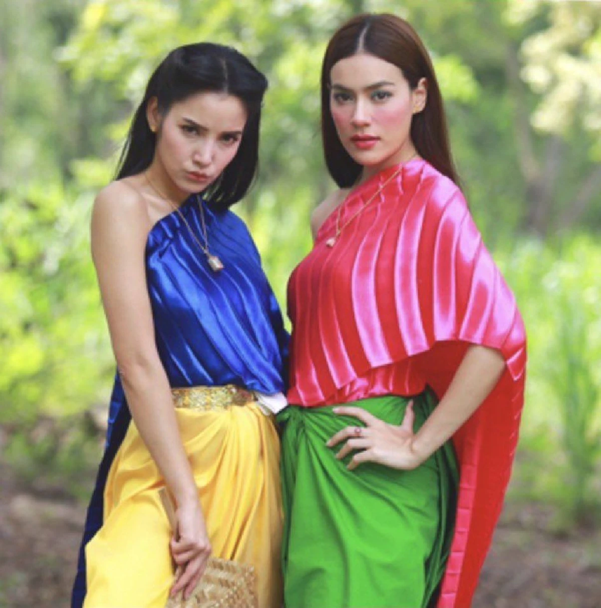 ไม่สวยหรอพี่? คิมเบอร์ลี่ แต่งหน้าจัดจ้าน..สมเป็นแฟชั่นนิสต้าท่าโฉลง