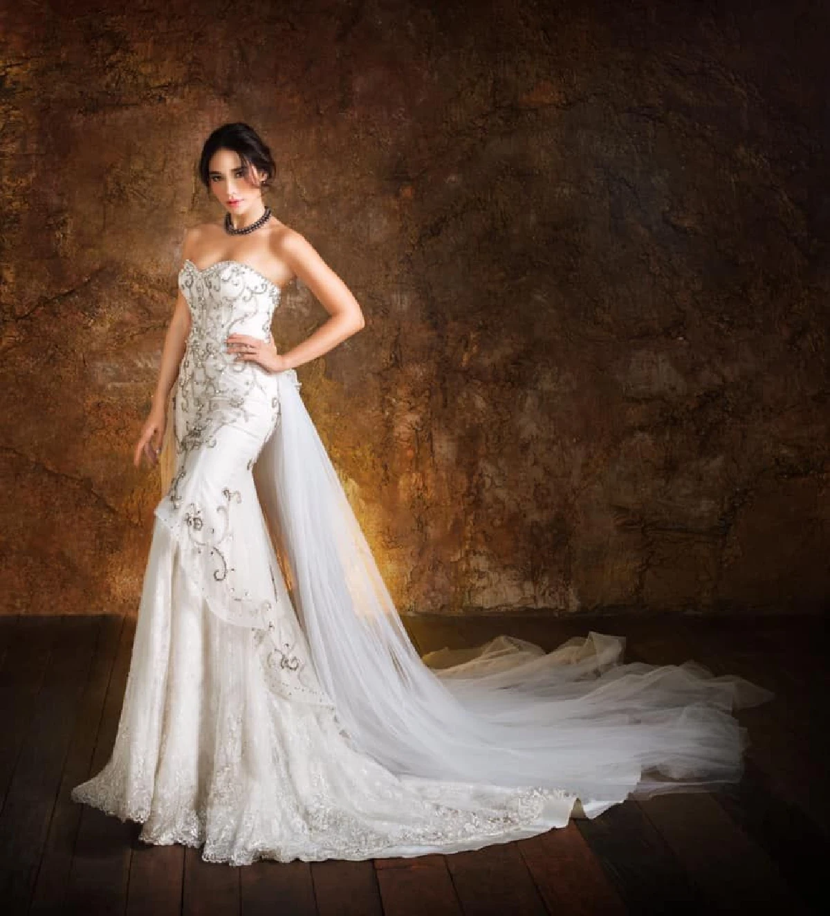 สวยแค่ไหนถามใจดู “พลอย เฌอมาลย์” ถ่ายแบบในชุดเจ้าสาว งดงามมาก