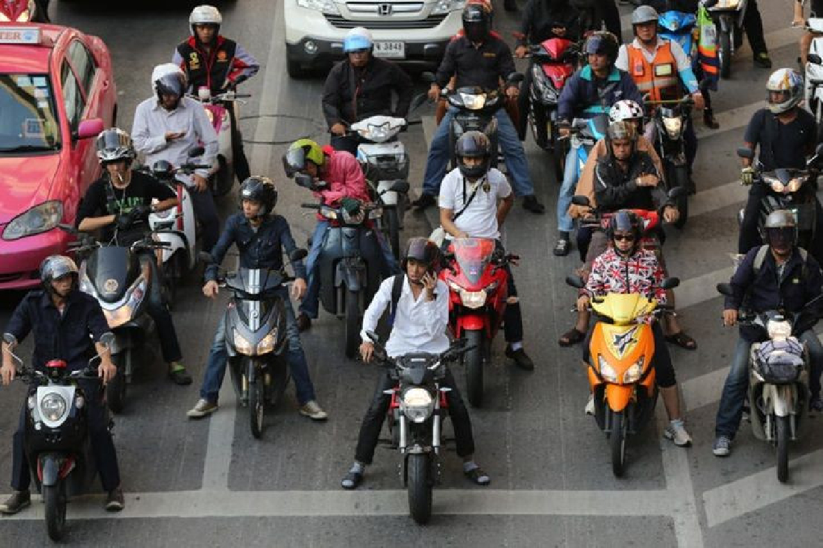 คลอดมาตรฐานรถมอ'ไซค์ยูโร4 ดันราคาพุ่ง15% คลอดมาตรฐานรถมอ'ไซค์ยูโร4 ดันราคาพุ่ง15%