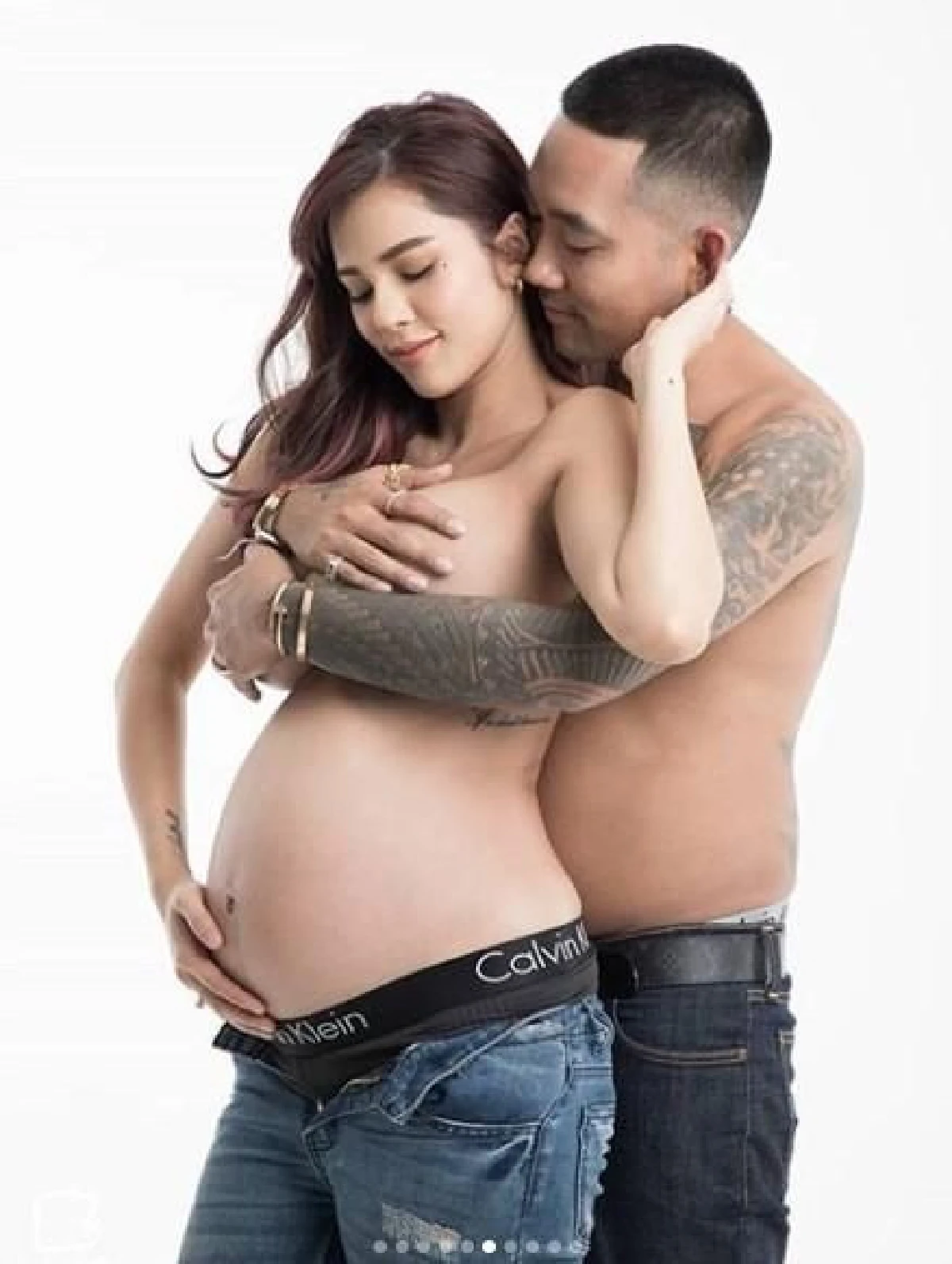 10 ภาพแซ่บ อุ้ม ลักขณา ถ่ายแฟชั่นก่อนคลอด ขนาดท้องโต..ยังสวยสะพรั่ง