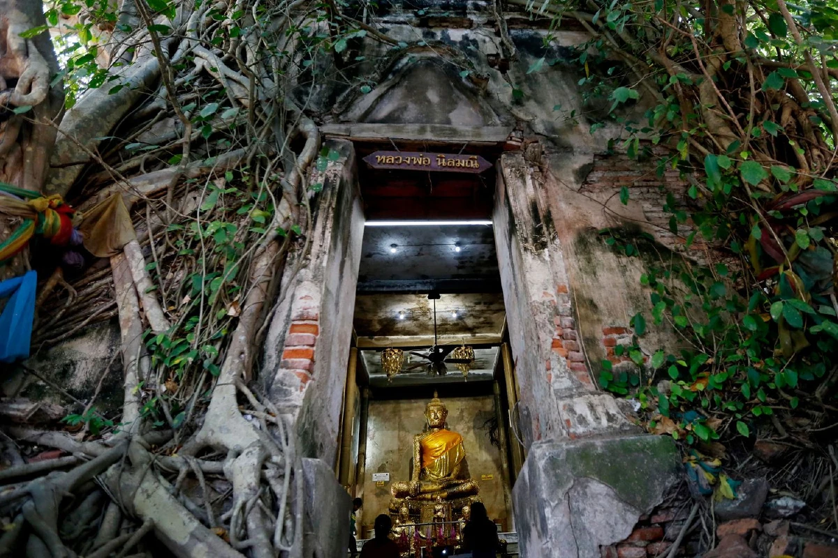 หลบทะเลฝุ่น ปั่นเที่ยวเมืองสายน้ำ ‘อัมพวา’