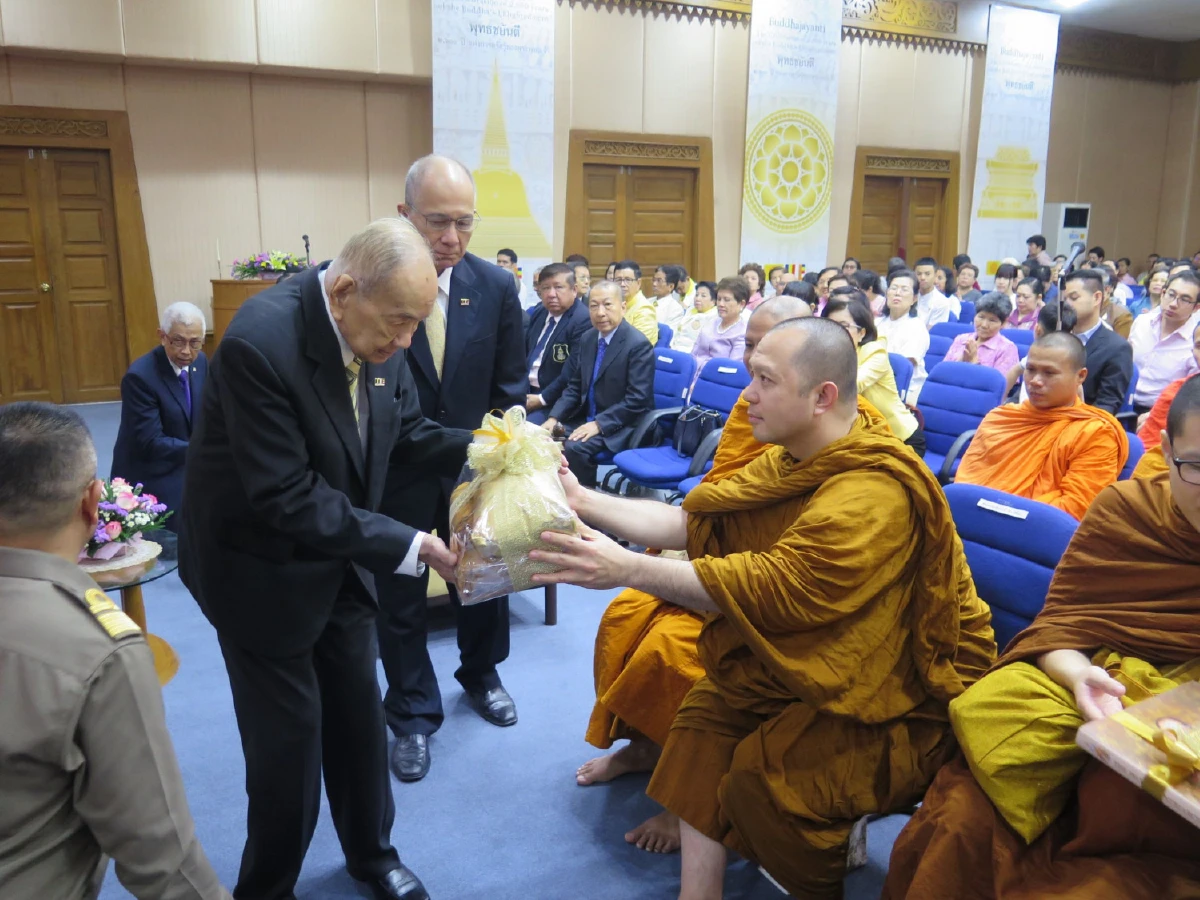 สดุดีท่านแผน วรรณเมธี เป็นปูชนียบุคคลของ พสล.