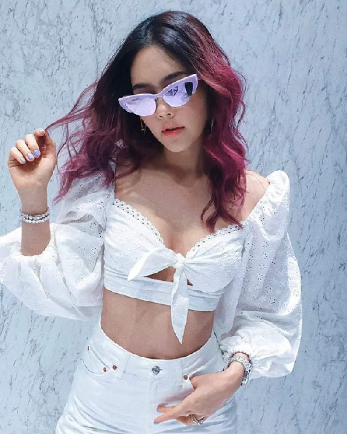 ผมใหม่..ต้อนรับปีใหม่ “แม่ชม” ขอเปลี่ยนสีผมใหม่ต้อนรับปีหมูด้วยสึสุดแซ่บ