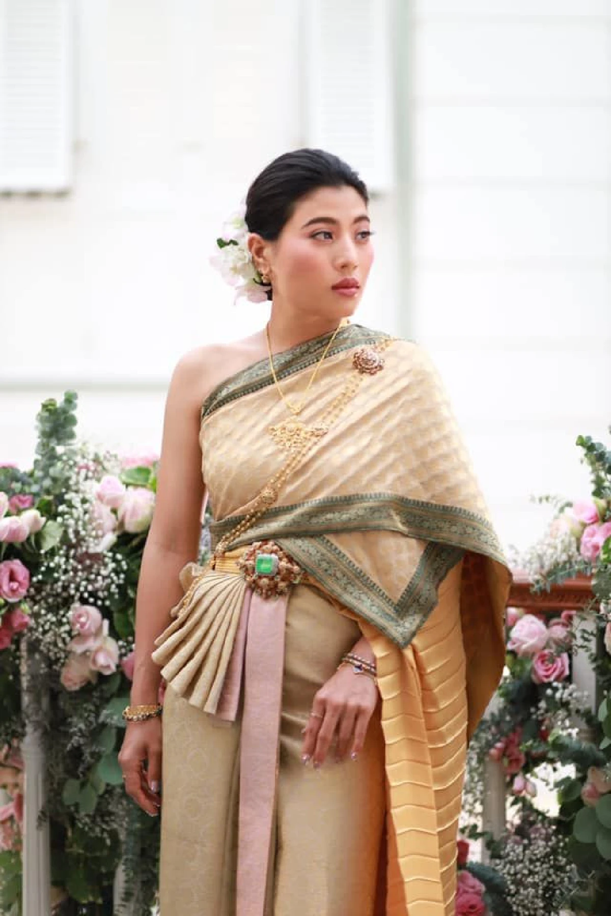 พระองค์หญิงฯ ทรงฉลองพระองค์ชุดไทย เสด็จเป็นเพื่อนเจ้าสาว