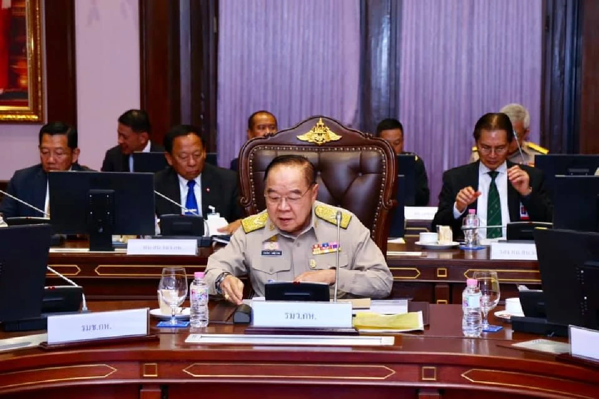 บิ๊กป้อม สั่งจัดงานพระราชพิธีฯสมพระเกียรติ-ถวายความปลอดภัยสูงสุด