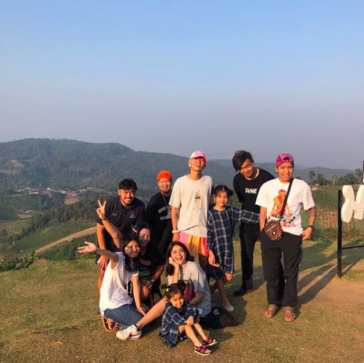 "น้องเจแปน" โพสต์ซึ้งถึง “พ่อแจ๊ส-แม่แจง" คนอื่นจะรู้หรือไม่รู้มันไม่ได้สำคัญ