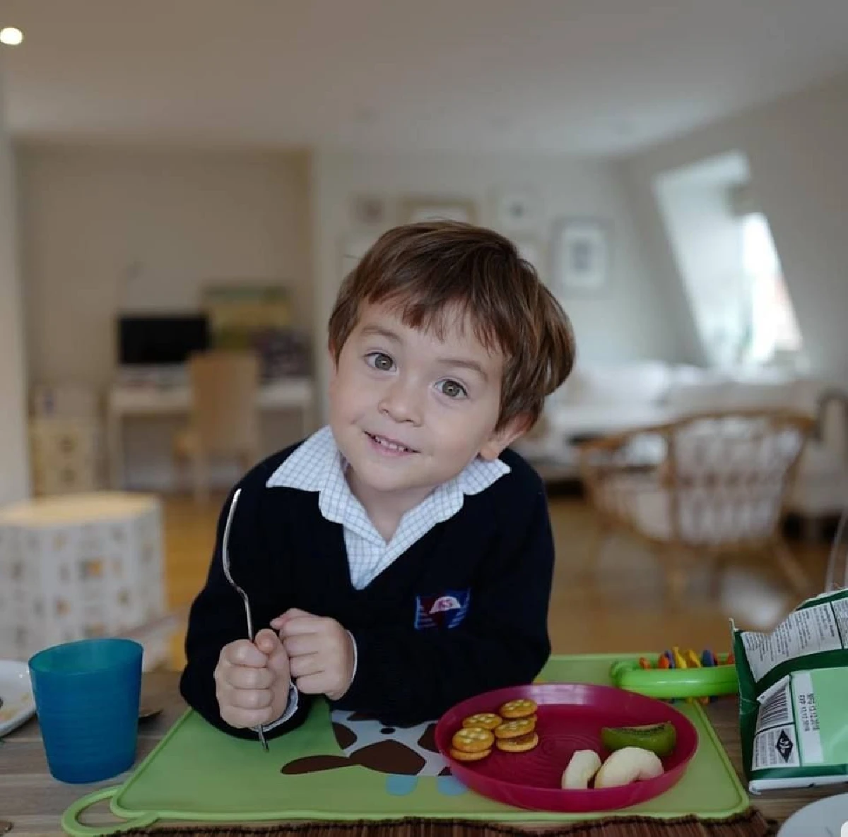 น่ารักน่าหยิก! น้องลูก้า เผยความทะเล้นเล่นกล้องเก่ง..จะกี่แอคก็ไม่มีซ้ำ