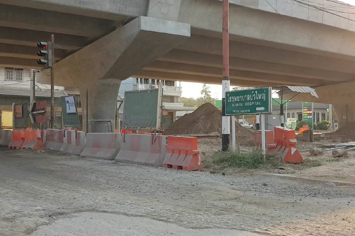 ก่อสร้างรถไฟทางคู่-เผาอ้อยทำค่าฝุ่นโคราชพุ่ง ก่อสร้างรถไฟทางคู่-เผาอ้อยทำค่าฝุ่นโคราชพุ่ง