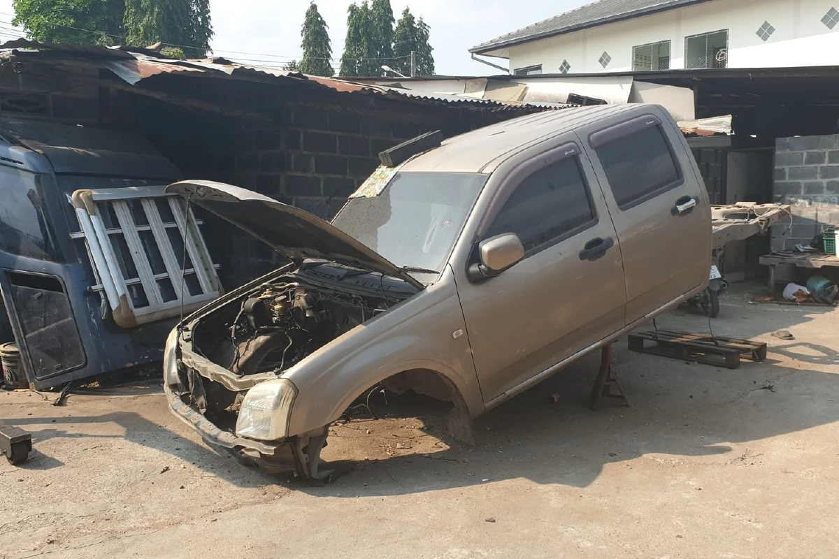 กองปราบทลายแก๊งลักรถยนต์มาชำแหละขาย