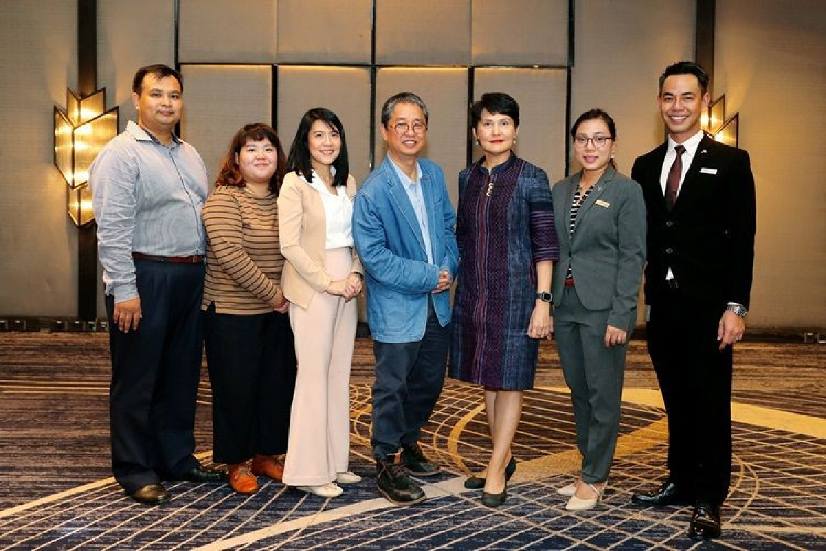 โรงแรมแบงค็อก แมริออท มาร์คีส์ ควีนส์ปาร์ค ยึดมั่นปรัชญาสร้าง “คน” จัดโปรแกรม “OMOTENASHI LEADER” พัฒนาบุคลากรเพื่อเข้าถึงจิตวิญญาณของการบริการด้วยหัวใจ โรงแรมแบงค็อก แมริออท มาร์คีส์ ควีนส์ปาร์ค ยึดมั่นปรัชญาสร้าง “คน” จัดโปรแกรม “OMOTENASHI LEADER” พัฒนาบุคลากรเพื่อเข้าถึงจิตวิญญาณของการบริการด้วยหัวใจ
