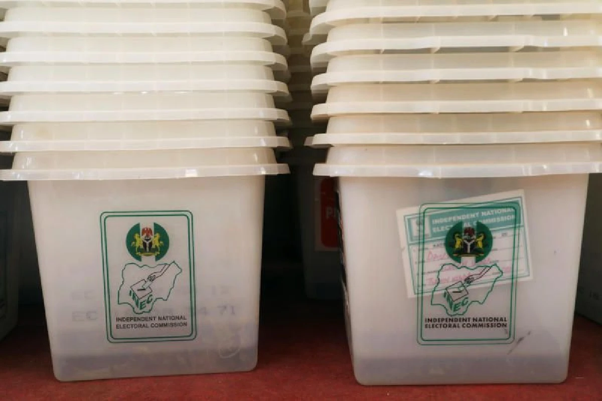 ไนจีเรียเลื่อนเลือกตั้งกระทันหัน ก่อนเปิดหีบลงคะแนน