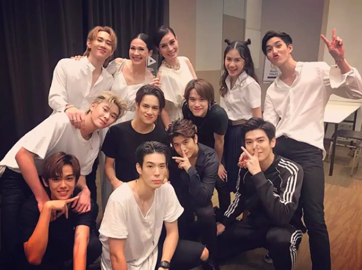 “แหม่ม” เผยคลิปประทับใจ ในความน่ารักของลูกๆ ทั้ง 9 จาก “เลือดข้นคนจาง”