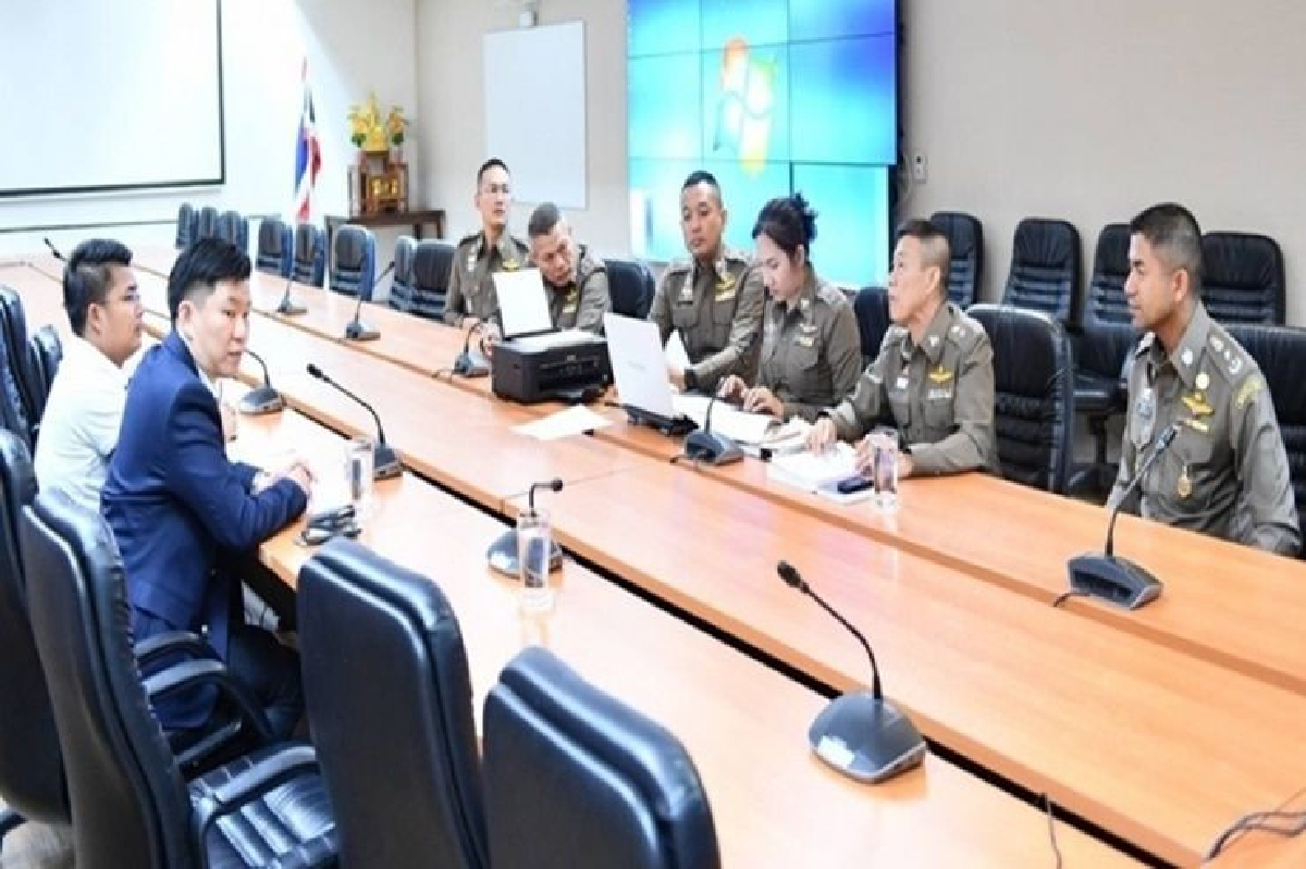 รองหัวหน้า ทษช.รับทราบข้อหาผิดพ.ร.บ.คอมพ์ ไลฟ์สดข้อมูลฝุ่นเท็จ รองหัวหน้า ทษช.รับทราบข้อหาผิดพ.ร.บ.คอมพ์ ไลฟ์สดข้อมูลฝุ่นเท็จ
