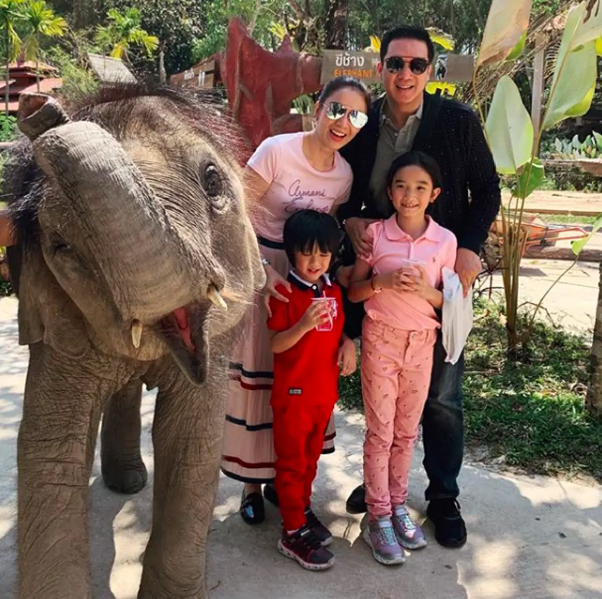 “แม่กบ” เผยคลิปโมเมนต์น่ารักของ “พ่อบรู๊ค” กับลูกสาว "น้องณดา” อบอุ่นมากๆ