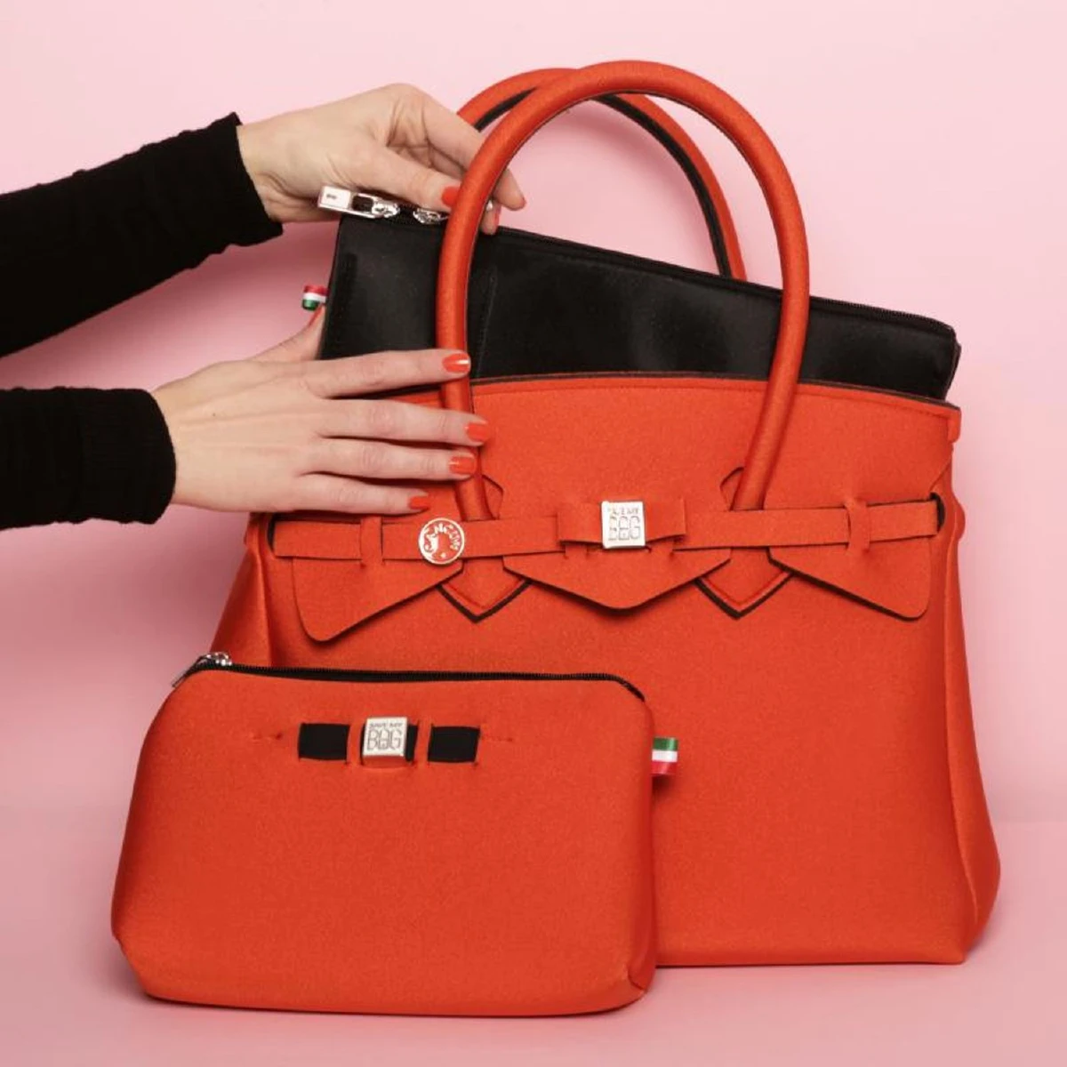 สีแดงยัง(คง)แรงฤทธิ์