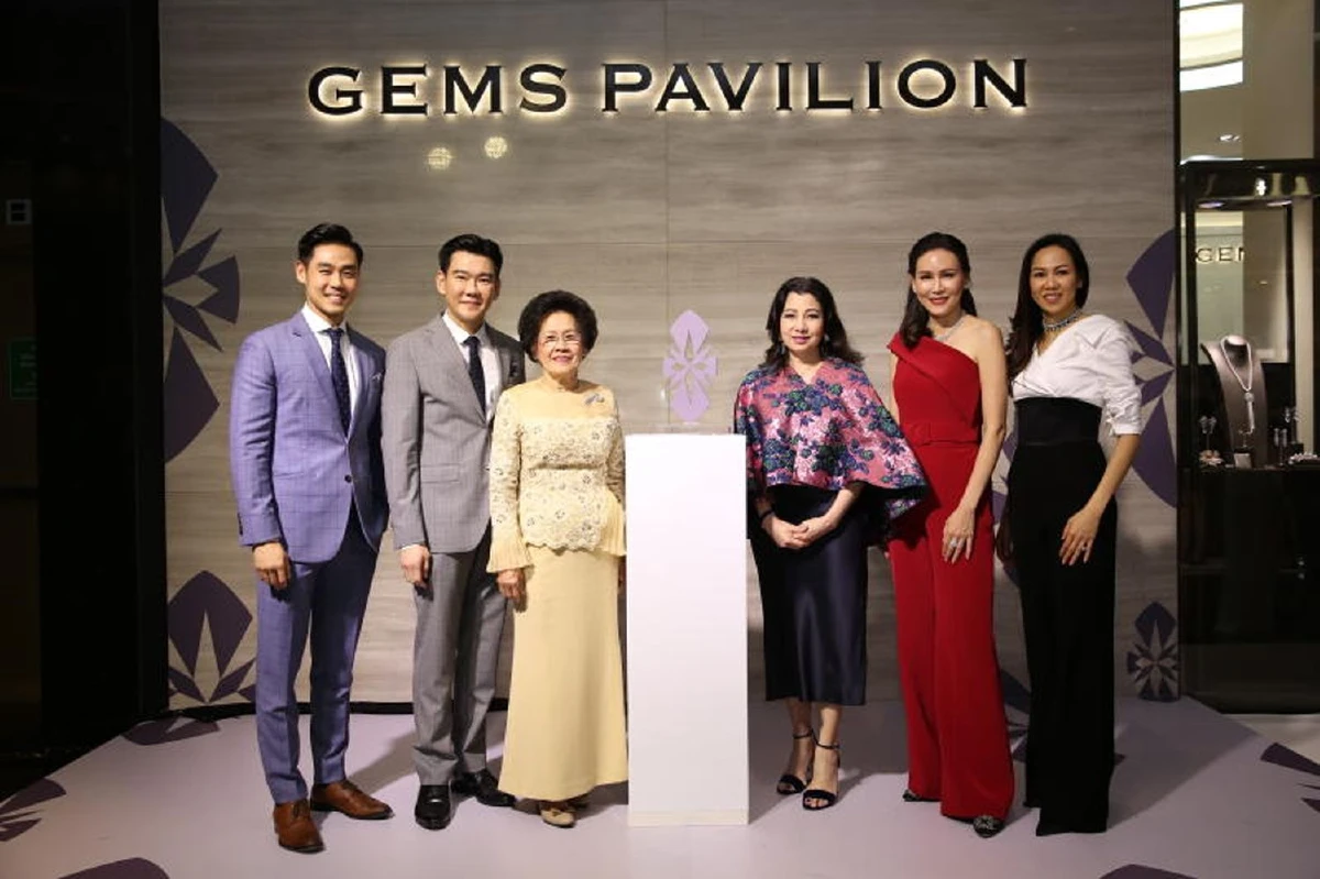 เจมส์ พาวิลเลี่ยน เปิดบูติกอลังการริมเจ้าพระยา