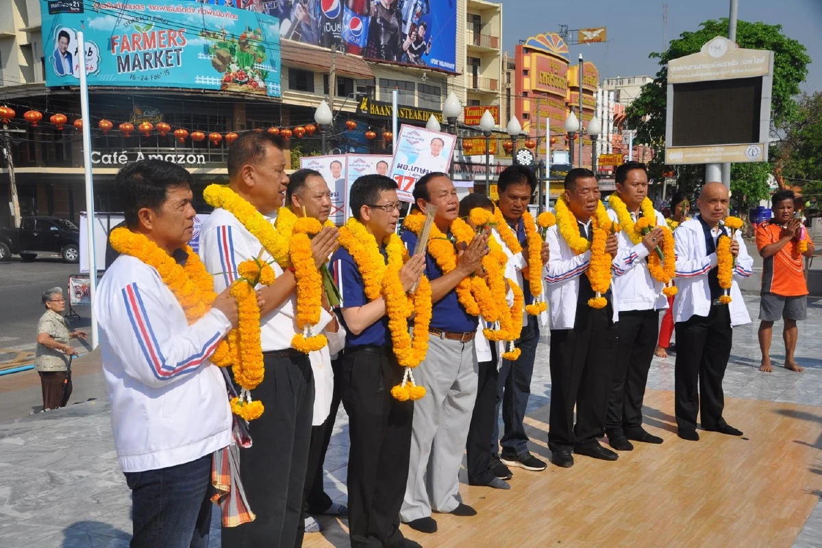 กอบศักดิ์หาเสียงโคราชชักดาบพร้อมรบมั่นใจกวาดเก้าอี้14เขต